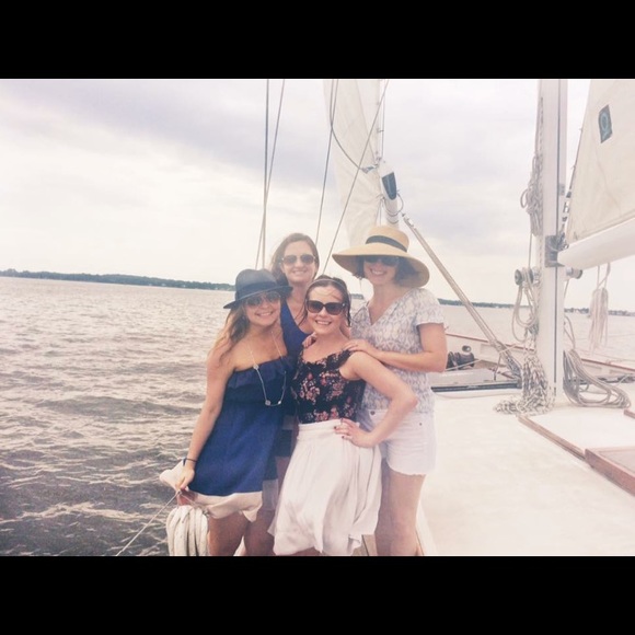 Meet your Posher, Rachel - Picture 6 of 8